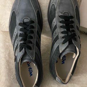 NIB WALKTECHNO HOVERCRAFT BY MELLUSO. NUBUCK LEATHER. Made in Italy